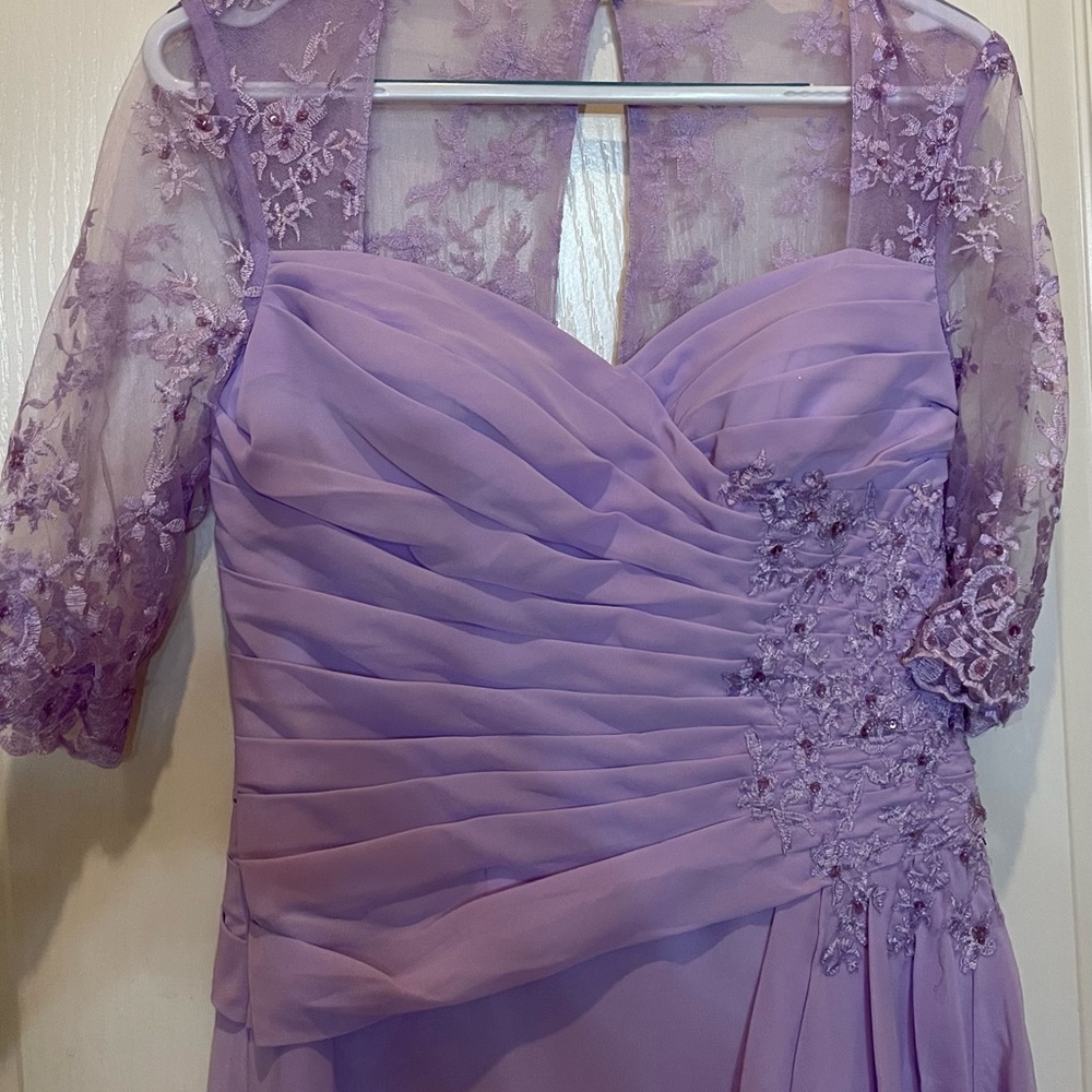 JJ’s House Lavender with embroidered lace long dress